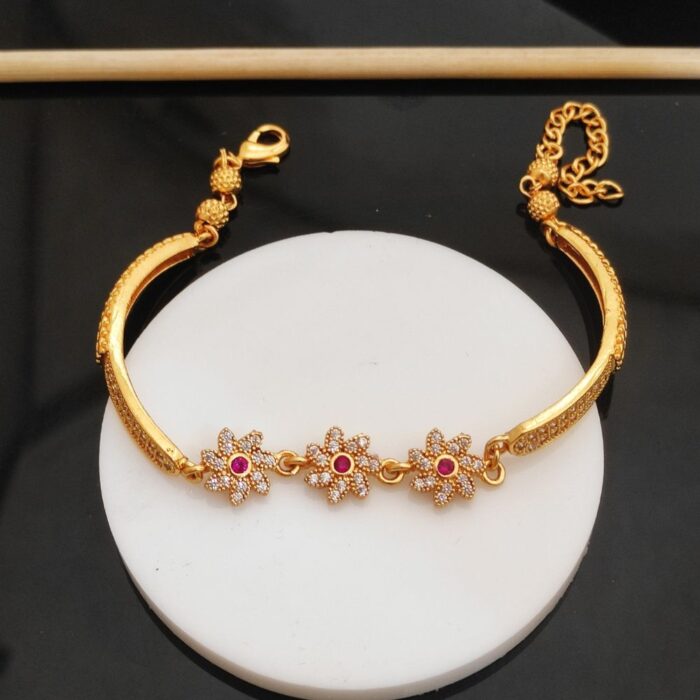 Triple Flower CZ Chain Bracelet (7)